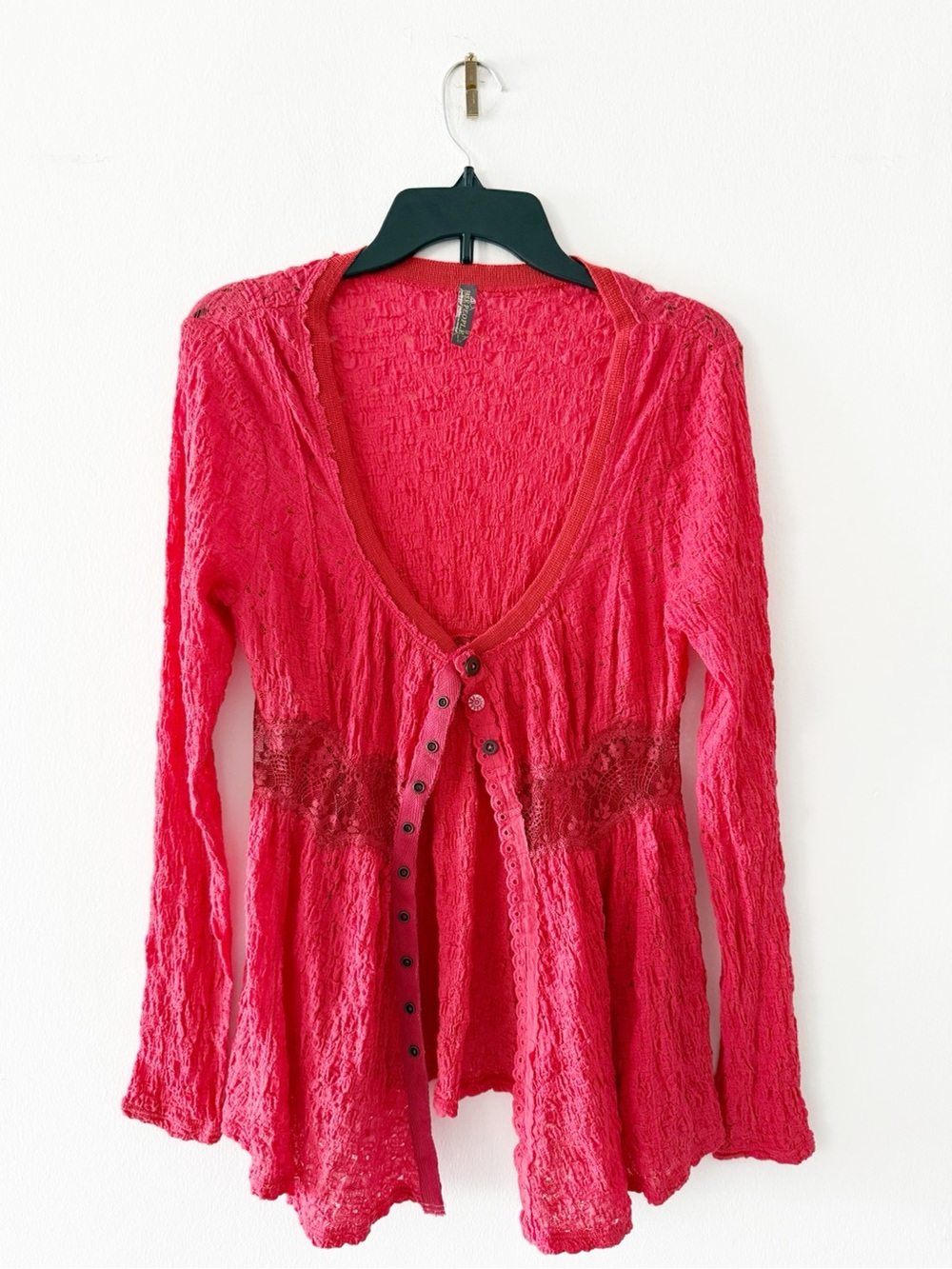 Vintage Y2K 2000s Free People Red Pointelle Lace Cardigan Top Mixed Button Small
